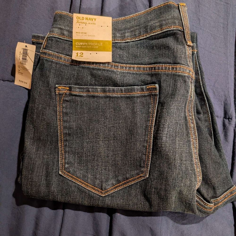 Old Navy Mid-Rise Curvy Boot Cut Jeans - Size 12S